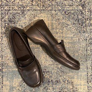 New Black Softshoe by Medicus "Pisces" Loafers (W 10)